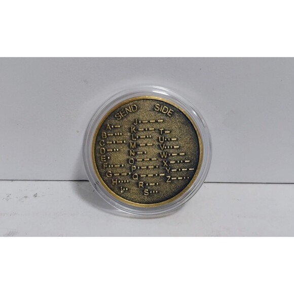 COLLECTOR CHALLENGE TABLE TOP GAMING 5 COIN LOT SUN & MOON MEMENTO VIVERE ETC - Picture 6 of 7